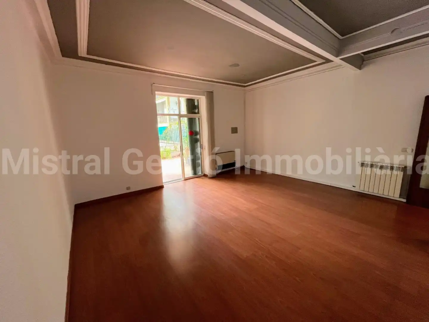 Sala de estar de Piso de alquiler en Barcelona con Aire acondicionado, Calefacción y Parquet