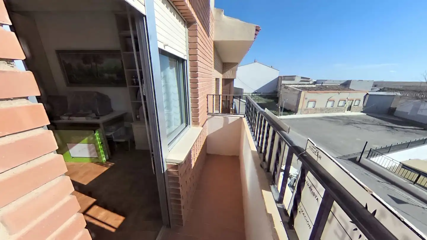 Balcony of Flat for sale in Turleque  with Heating