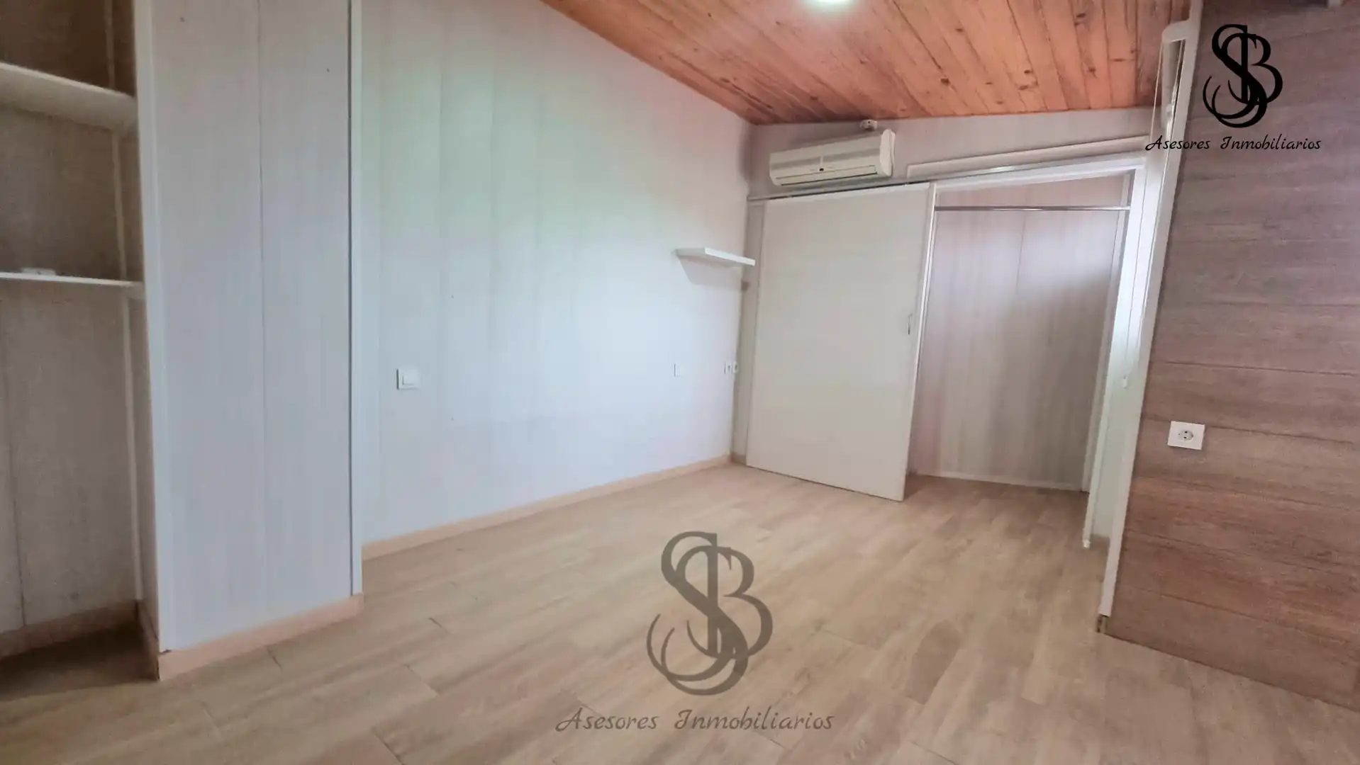 Habitación de Casa adosada en venta en Sant Joan d'Alacant con Aire acondicionado, Calefacción y Parquet