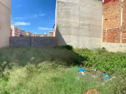 Terreno residencial en venta en Avenida Blasco Ibáñez 105