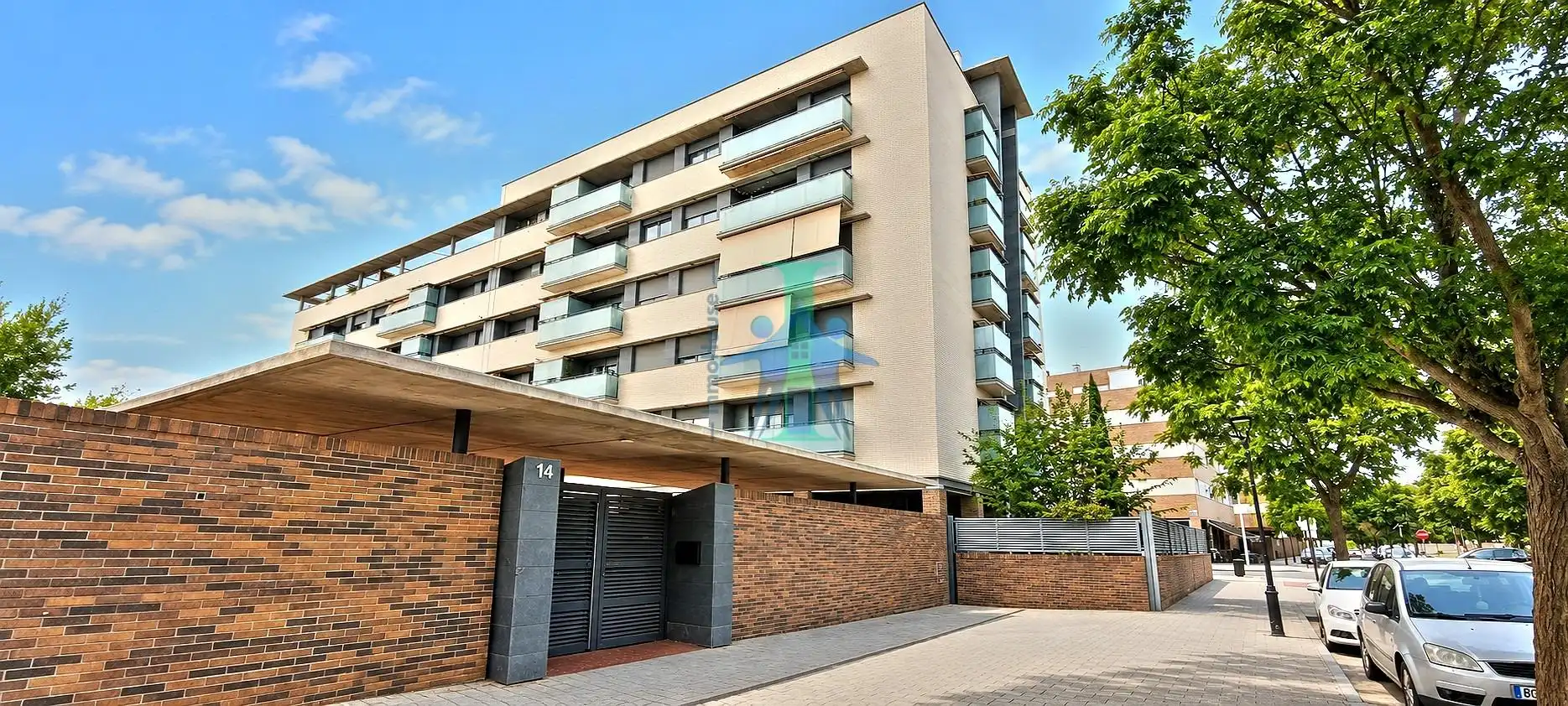 Exterior view of Apartments for rent in Facultad de Medicina