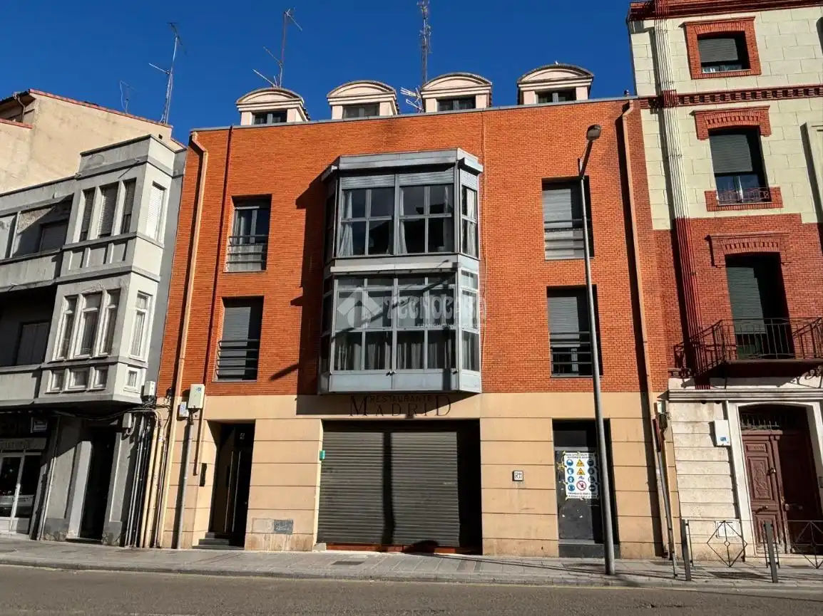 Flat with lift for sale in Medina del Campo, imagen 2