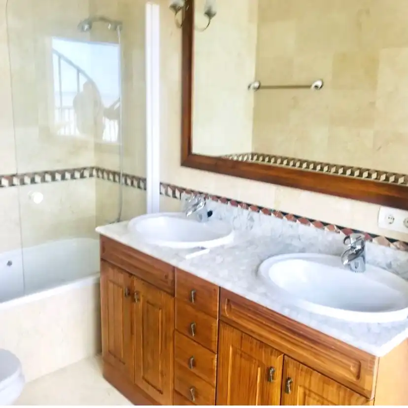 Bathroom of Attic for rent in  Palma de Mallorca  with Air Conditioner, Heating and Private garden