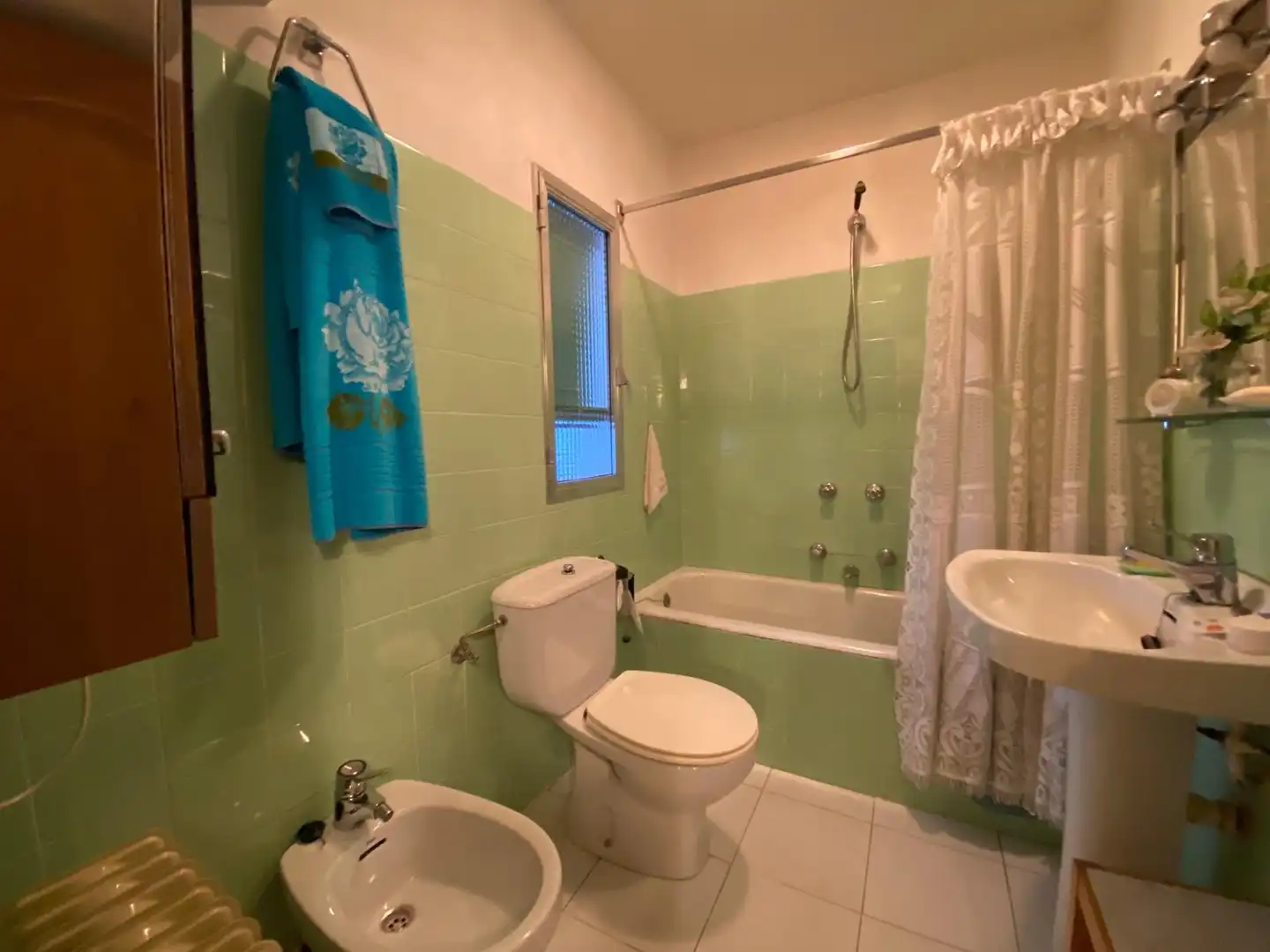 Baño de Piso en venta en Madrid con Terraza, Amueblado y Horno