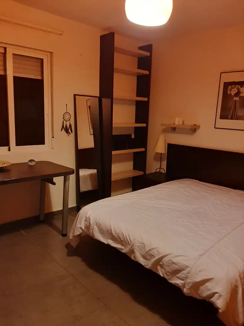 Habitación de Piso en venta en Valencia con Aire acondicionado, Amueblado y Horno