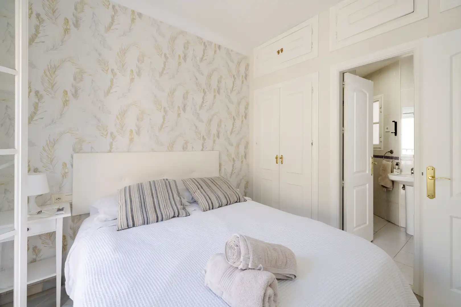 Bedroom of Flat for sale in Málaga  with Air Conditioner, Heating and Storage room