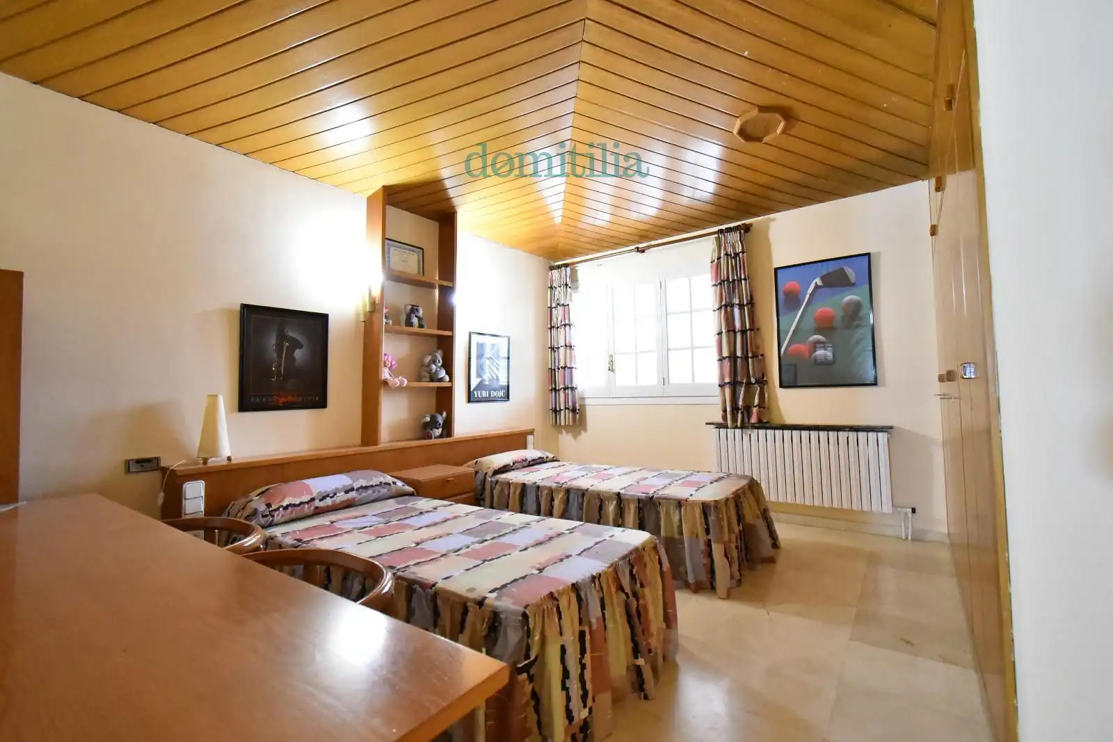 Dormitori de Casa o xalet en venda en Castellar del Vallès amb Calefacció, Jardí privat i Terrassa