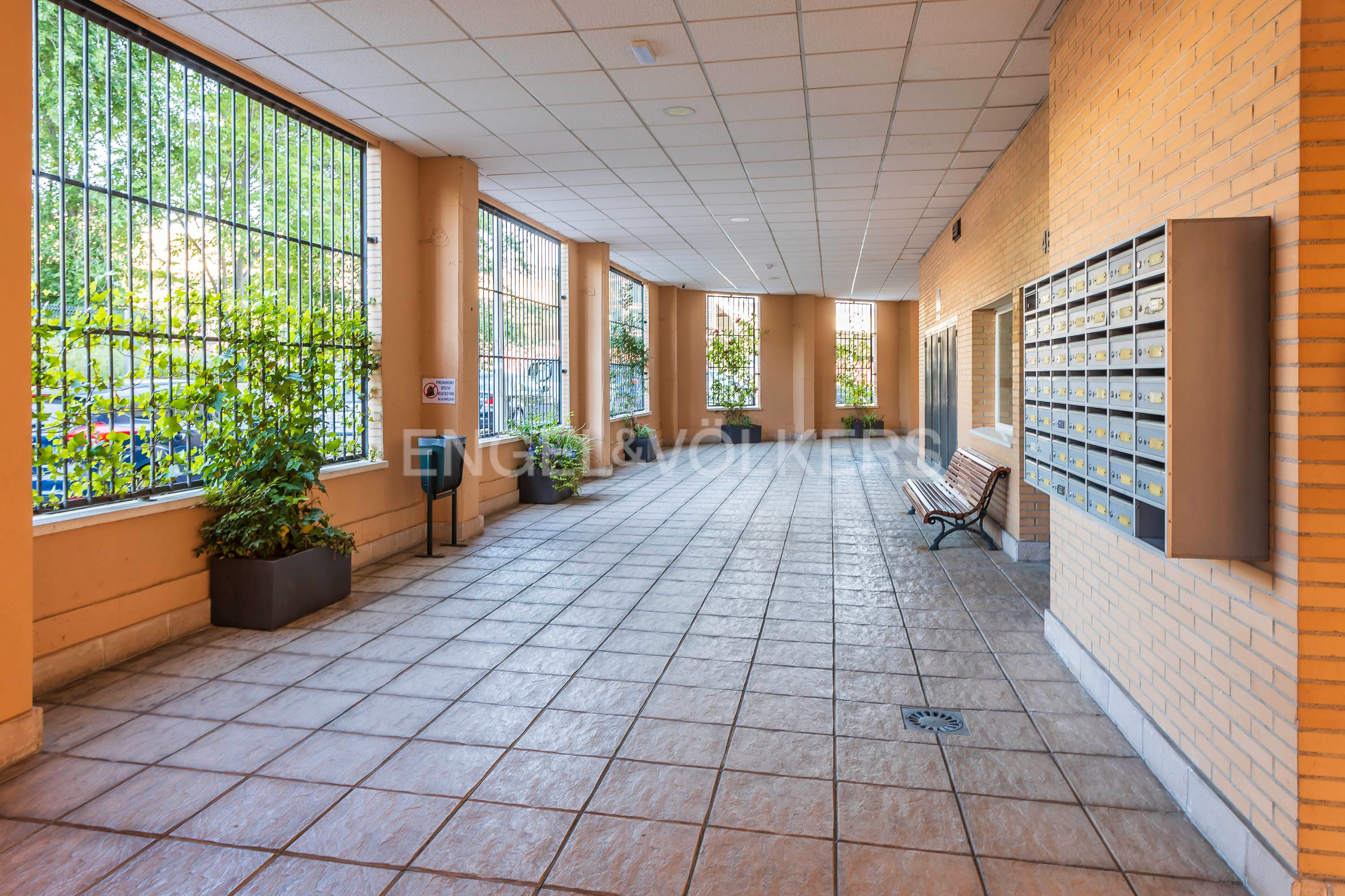 Apartamento en venta en  Madrid Capital con Calefacción, Parquet y Trastero