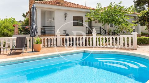 Foto 2 de Casa o chalet en venta en Sierra Perenchiza - Cumbres de Calicanto - Sto Domingo, Chiva
