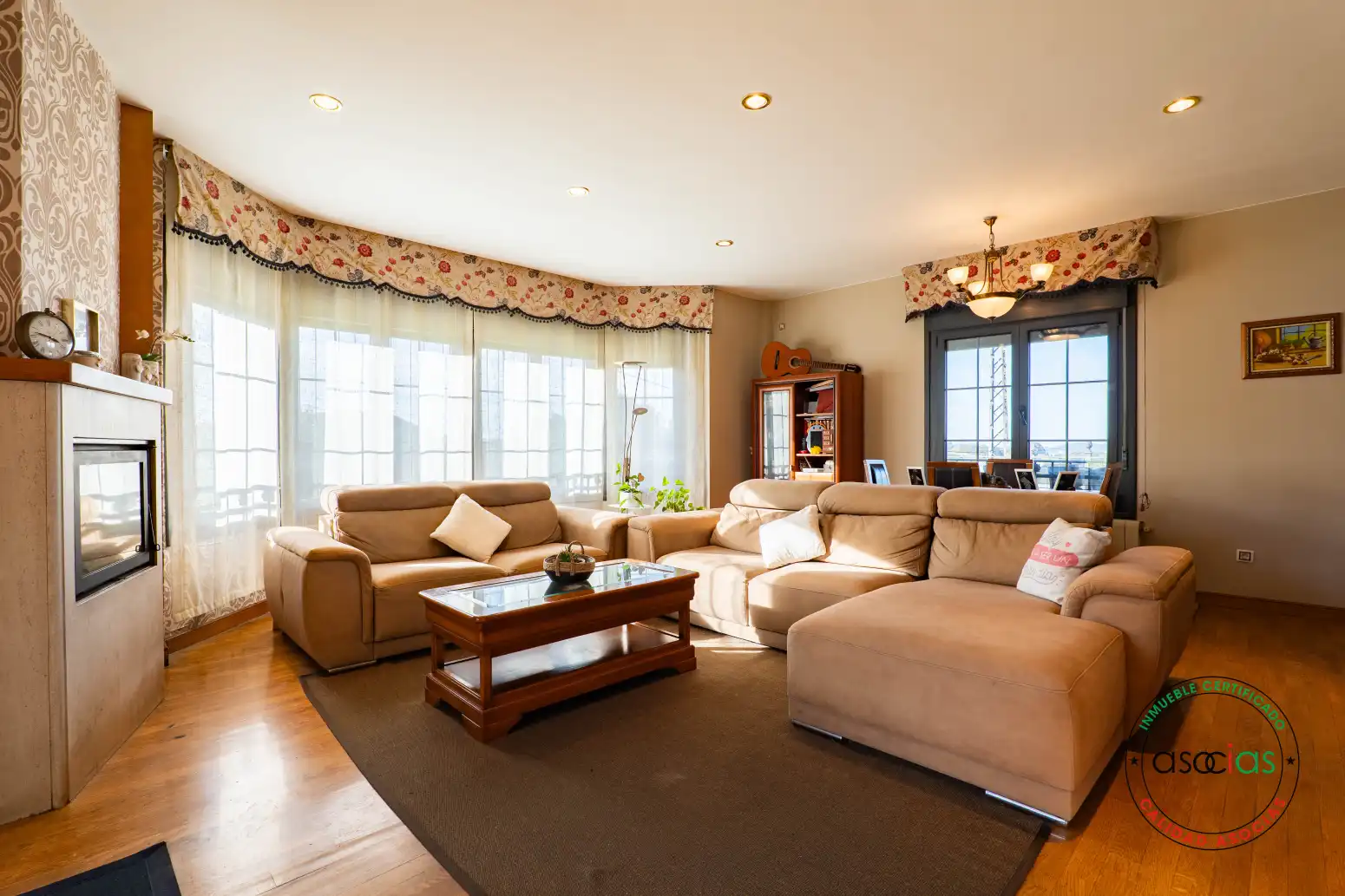 Wohnzimmer von Haus oder Chalet zum Verkauf in Gijón  mit Heizung, Parkett und Terrasse