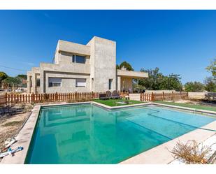 Piscina de Casa o xalet en venda en Alicante / Alacant amb Aire condicionat, Calefacció i Jardí privat