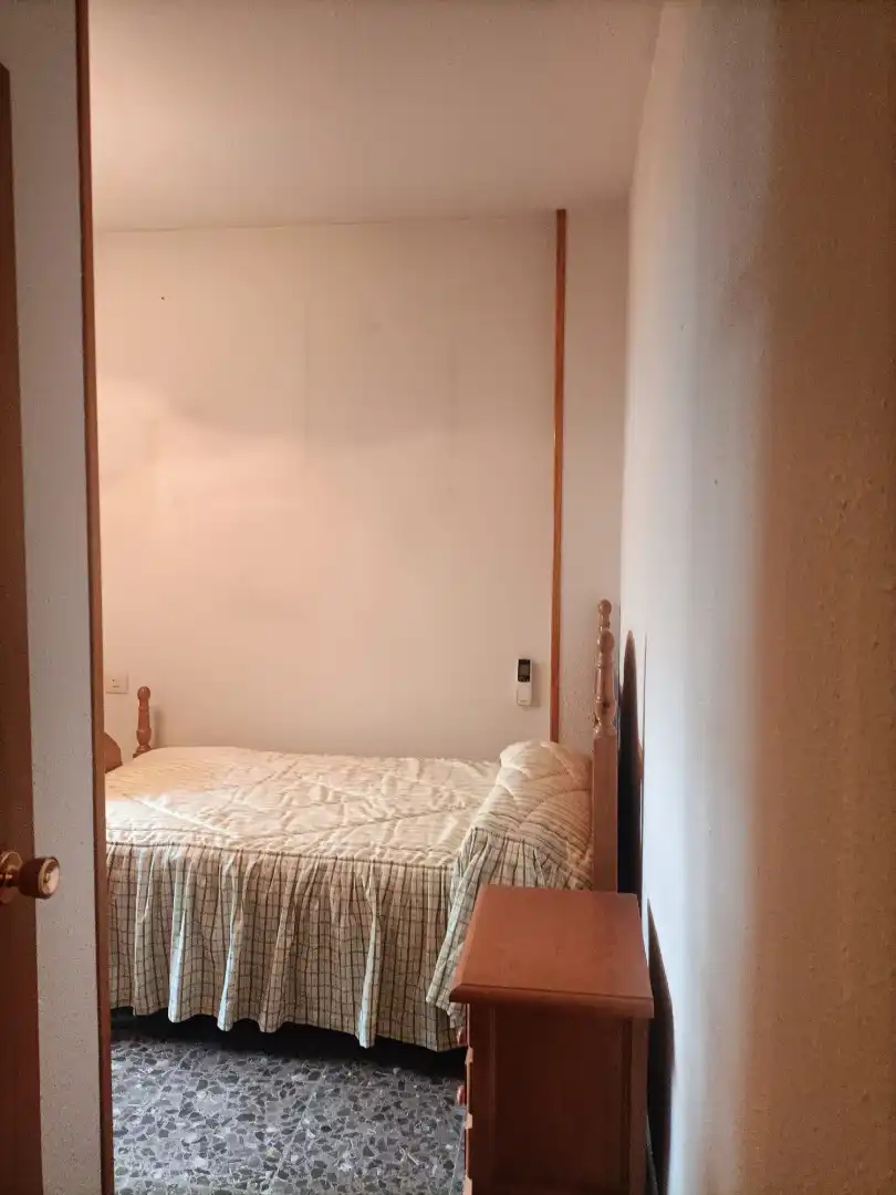 Bedroom of Flat for rent in Jaén  with Air Conditioner, Heating and Furnished