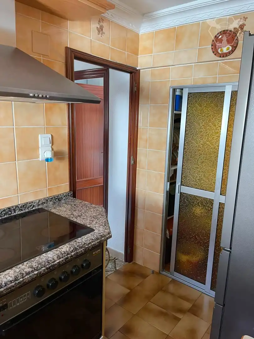 Cuina de Pis en venda en Huelva amb Moblat