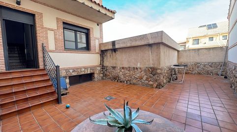 Chalet en venta en Arges, 4 dormitorios., imagen 2