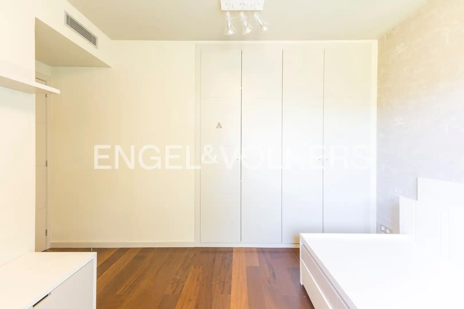 Habitación de Apartamento de alquiler en Barcelona con Calefacción, Parquet y Terraza