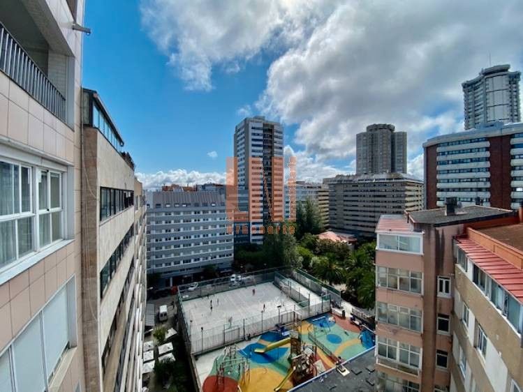 Vista exterior de Piso en venta en A Coruña Capital  con Calefacción, Amueblado y Horno