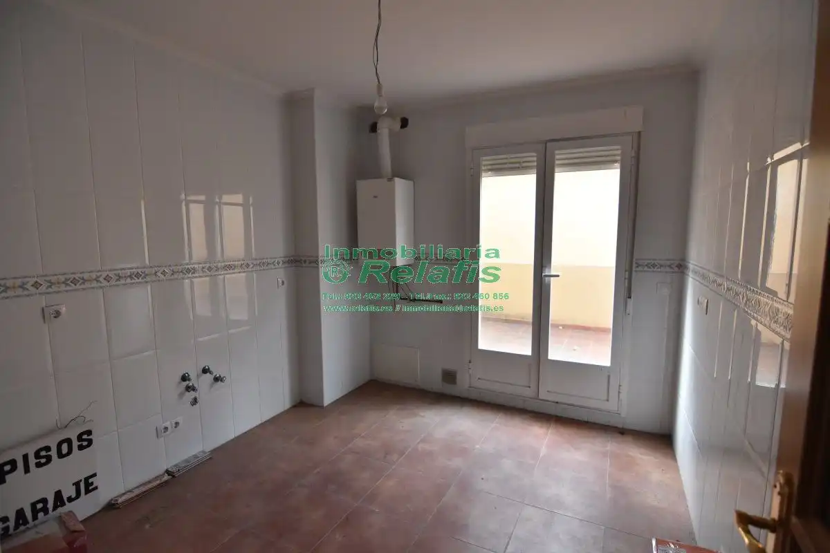 Dormitori de Pis en venda en Ciudad Rodrigo amb Calefacció, Parquet i Terrassa