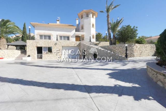 Casa-chalet en Venta en Santa Faz