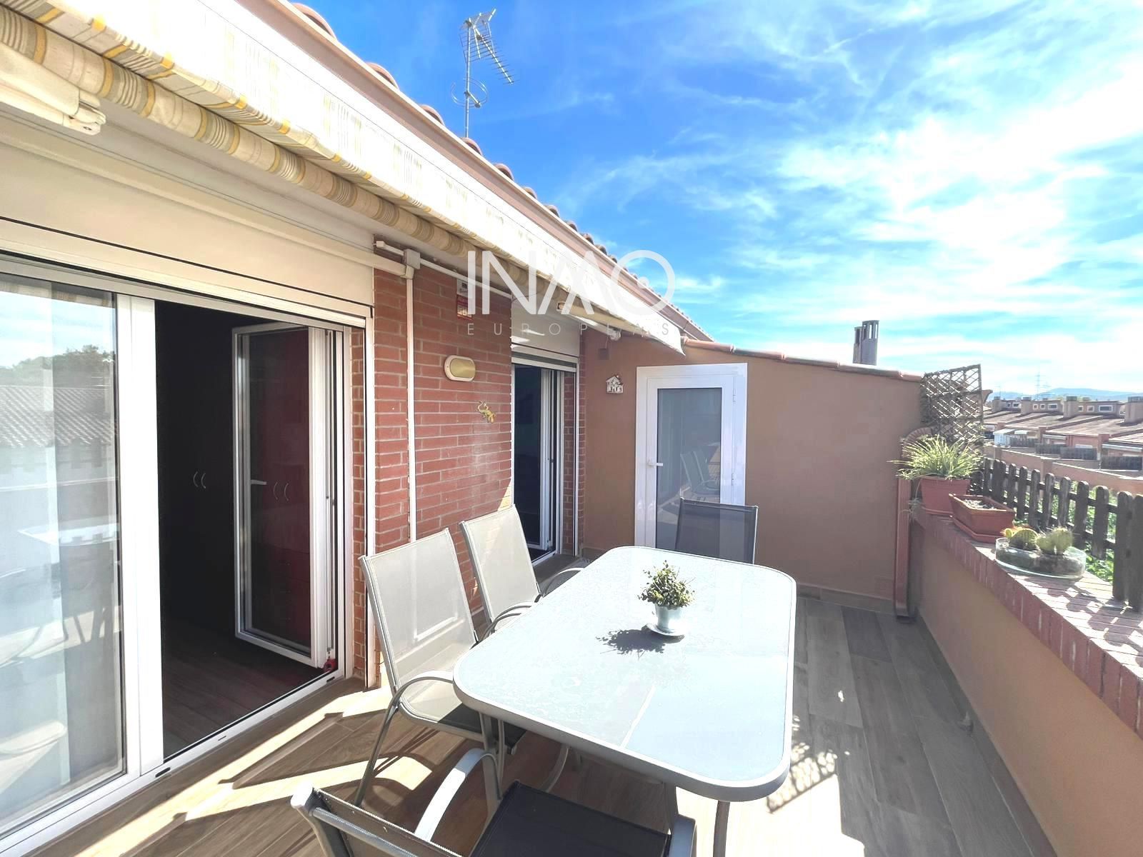 Terrace of Duplex for sale in Rubí  with Air Conditioner, Heating and Terrace