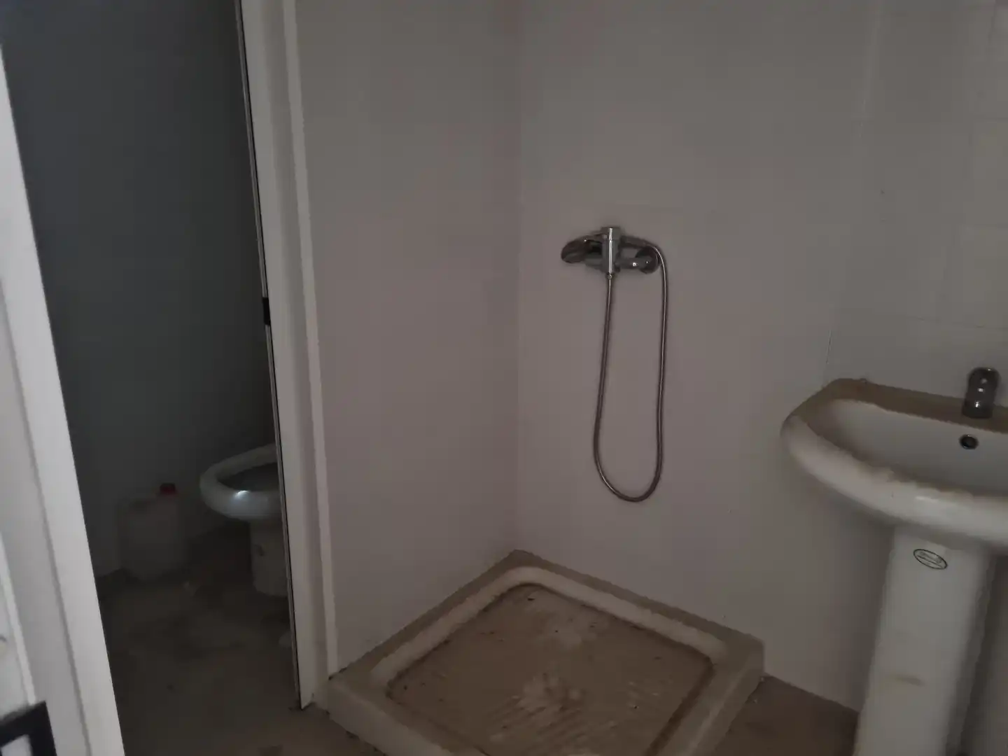 Bathroom of Industrial buildings for sale in Guillena