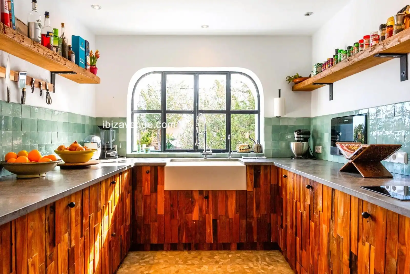 Cocina de Casa o chalet en venta en Santa Eulària des Riu con Jardín privado, Terraza y Trastero