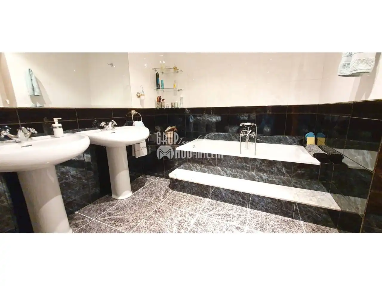 Baño de Casa o chalet en venta en Alfafar con Aire acondicionado, Terraza y Amueblado