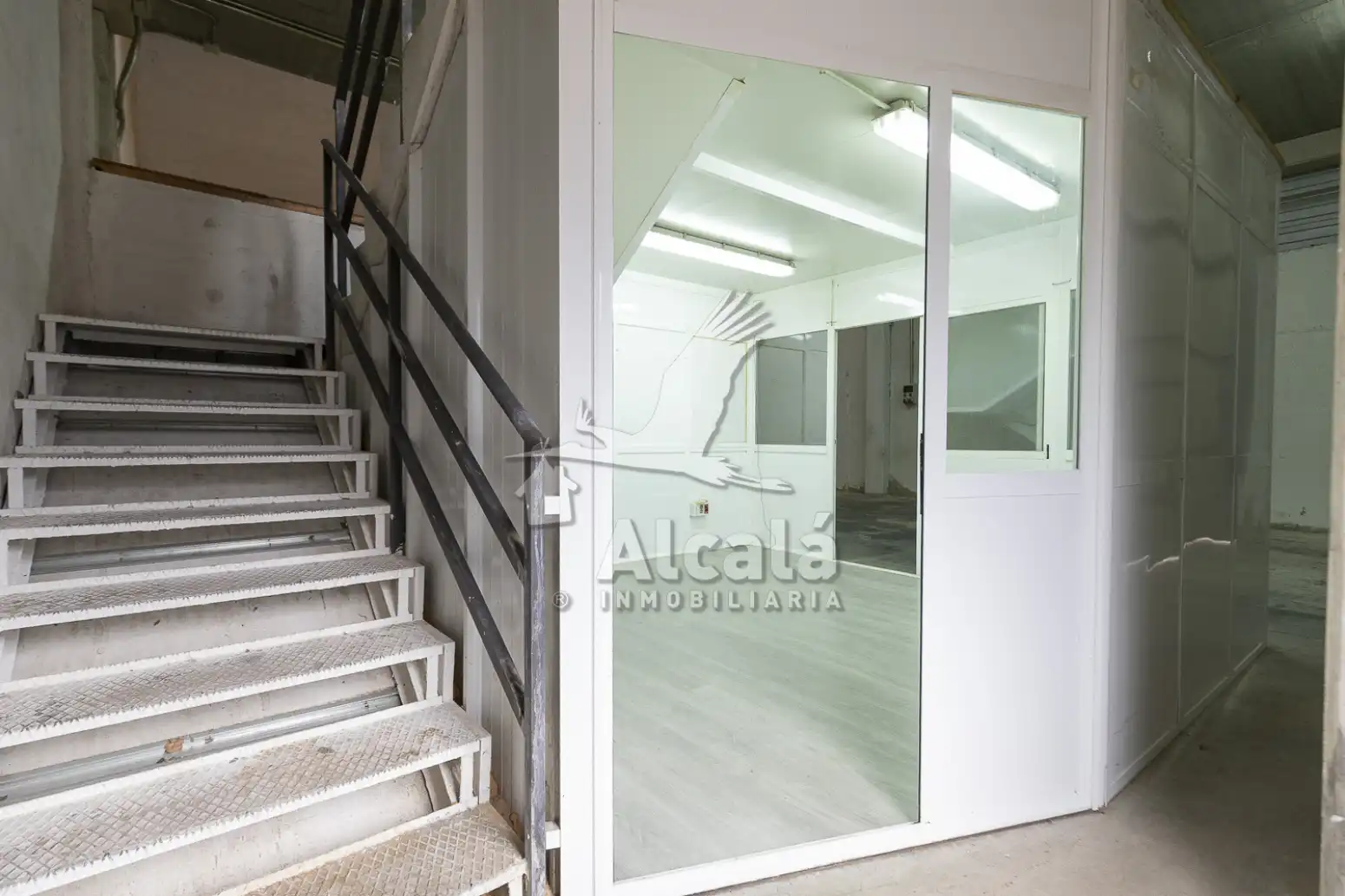 Industrial buildings for sale in Daganzo de Arriba, Madrid