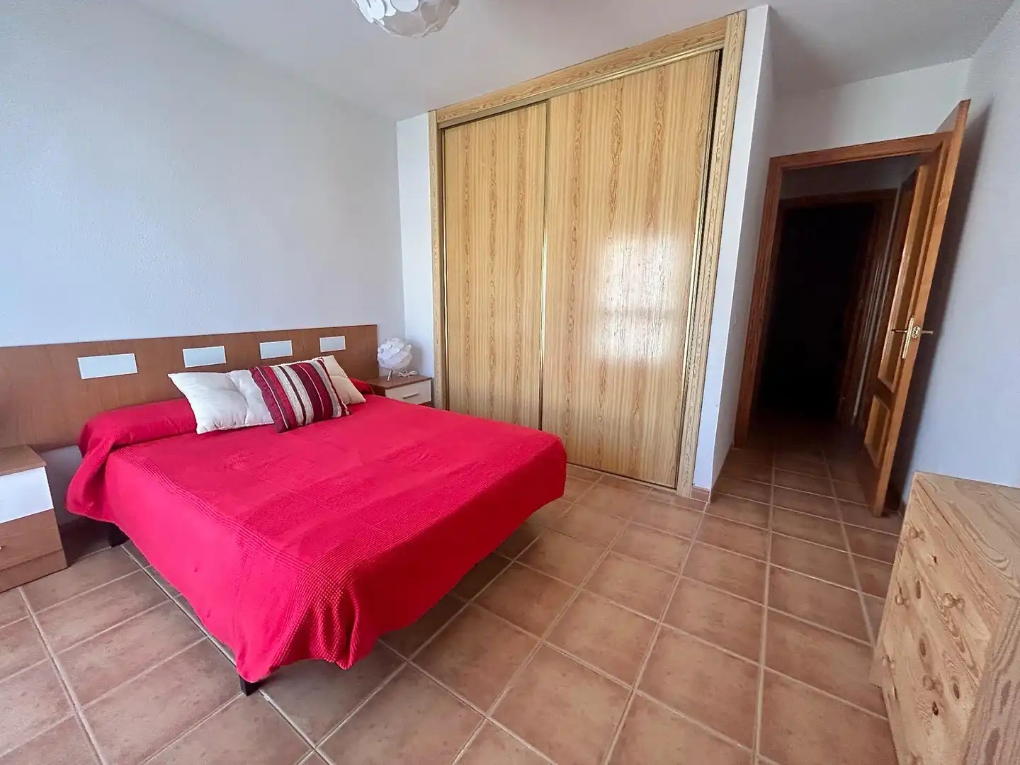Habitación de Piso en venta en Roquetas de Mar con Terraza, Amueblado y Piscina comunitaria