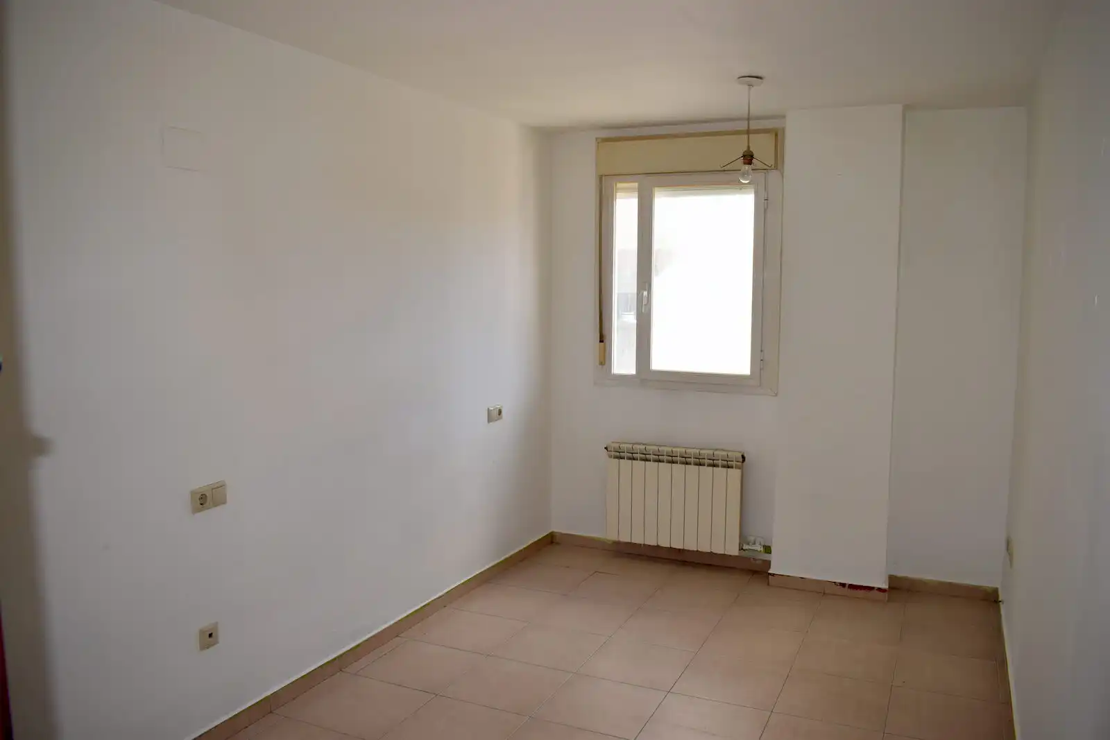 Bedroom of Flat for sale in Sabiñánigo  with Storage room and Balcony