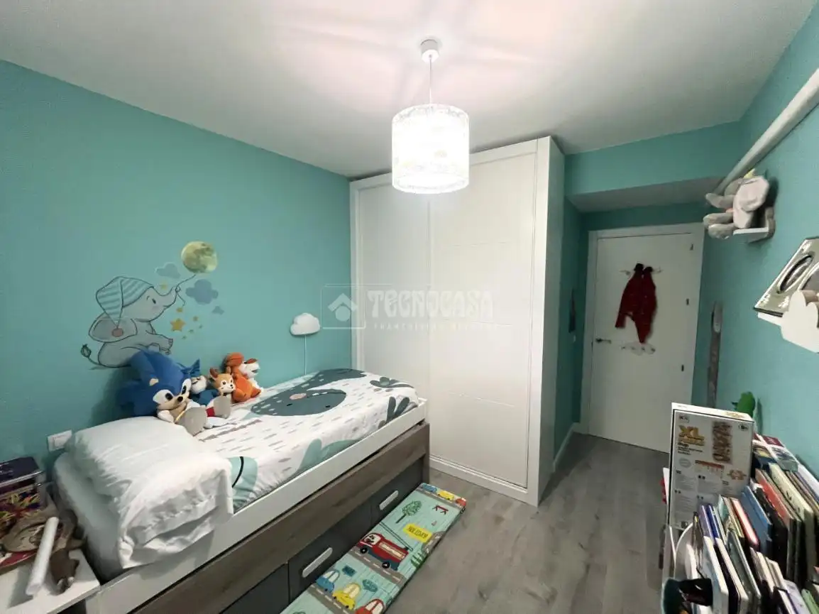 Bedroom of Flat for sale in Villalbilla  with Air Conditioner