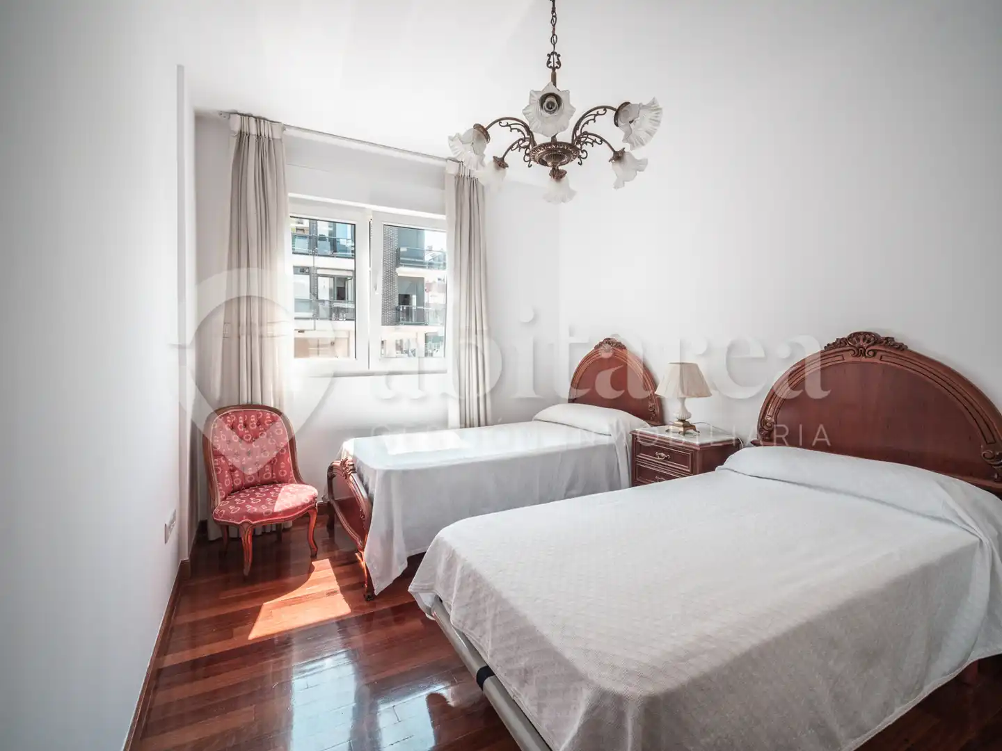 Schlafzimmer von Wohnung zur Miete in Camargo mit Heizung, Möbliert und Balkon