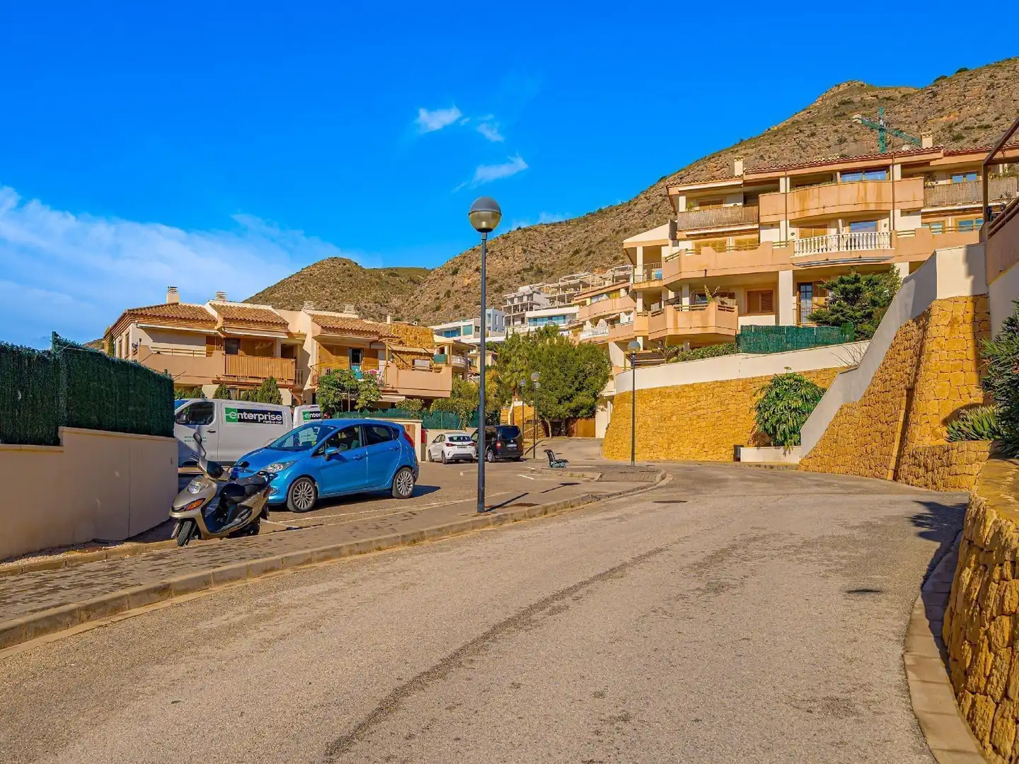 Vista exterior de Pis en venda en Finestrat amb Terrassa i Piscina comunitària