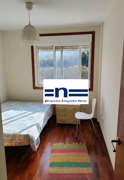 Dormitori de Pis en venda en Arteixo amb Calefacció, Parquet i Traster