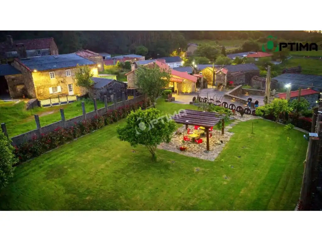 Jardí de Finca rústica en venda en Dumbría