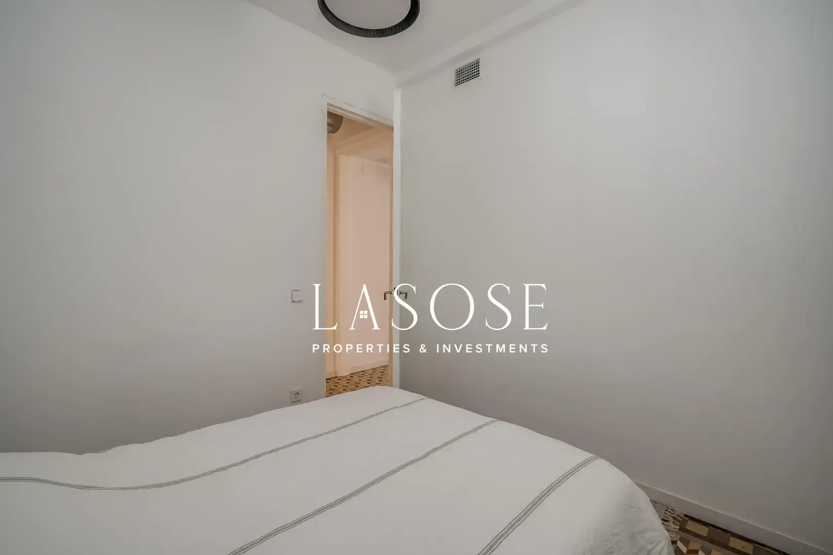 Flat with terrace for sale in Ronda de Sant Antoni, imagen 42