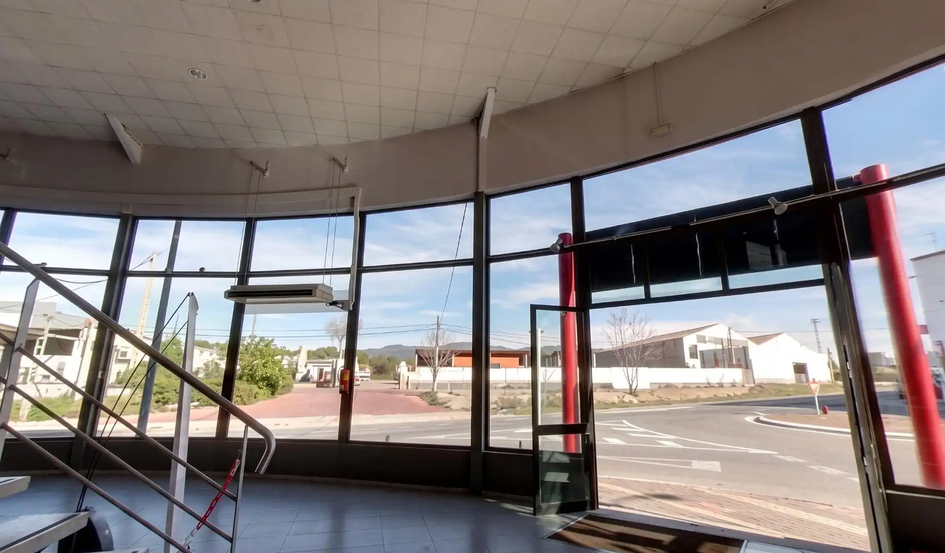 Business premises to rent in Llevant