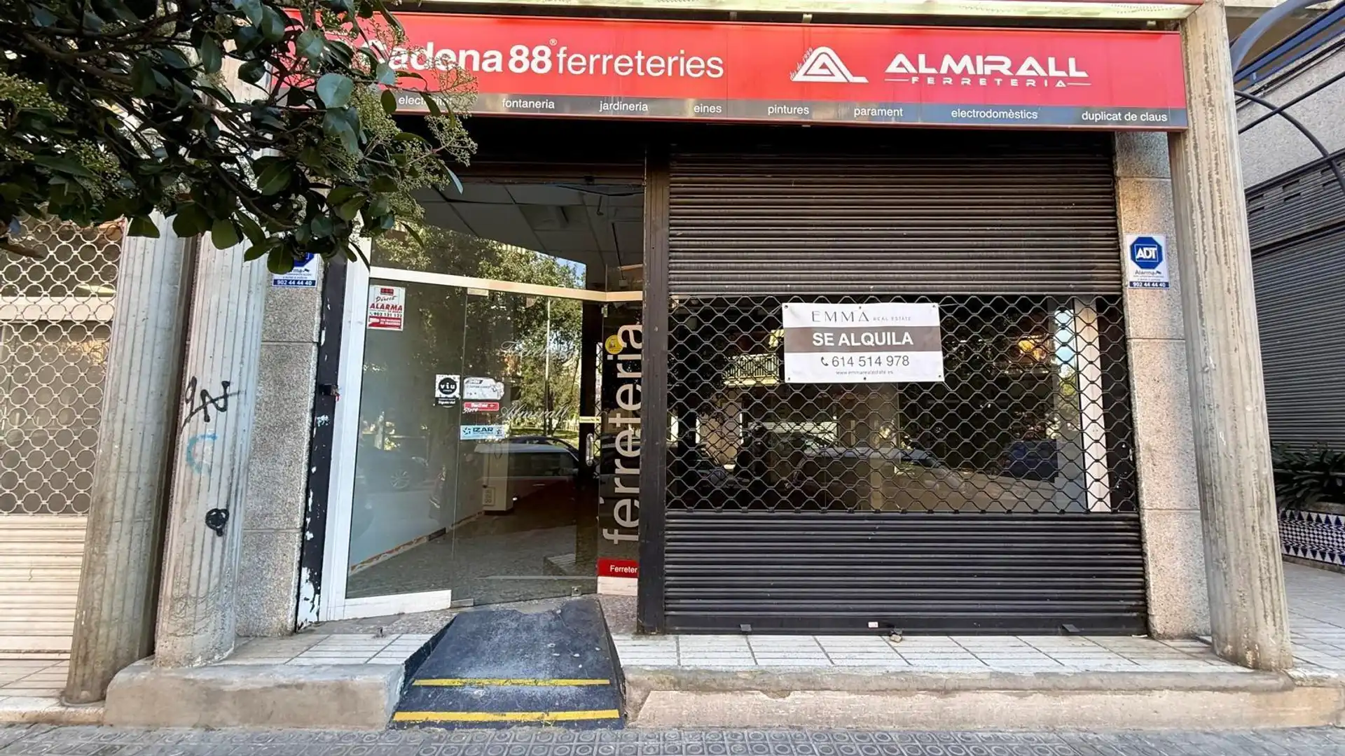 Local de alquiler en Avenida de Francesc Macià, Sant Joan