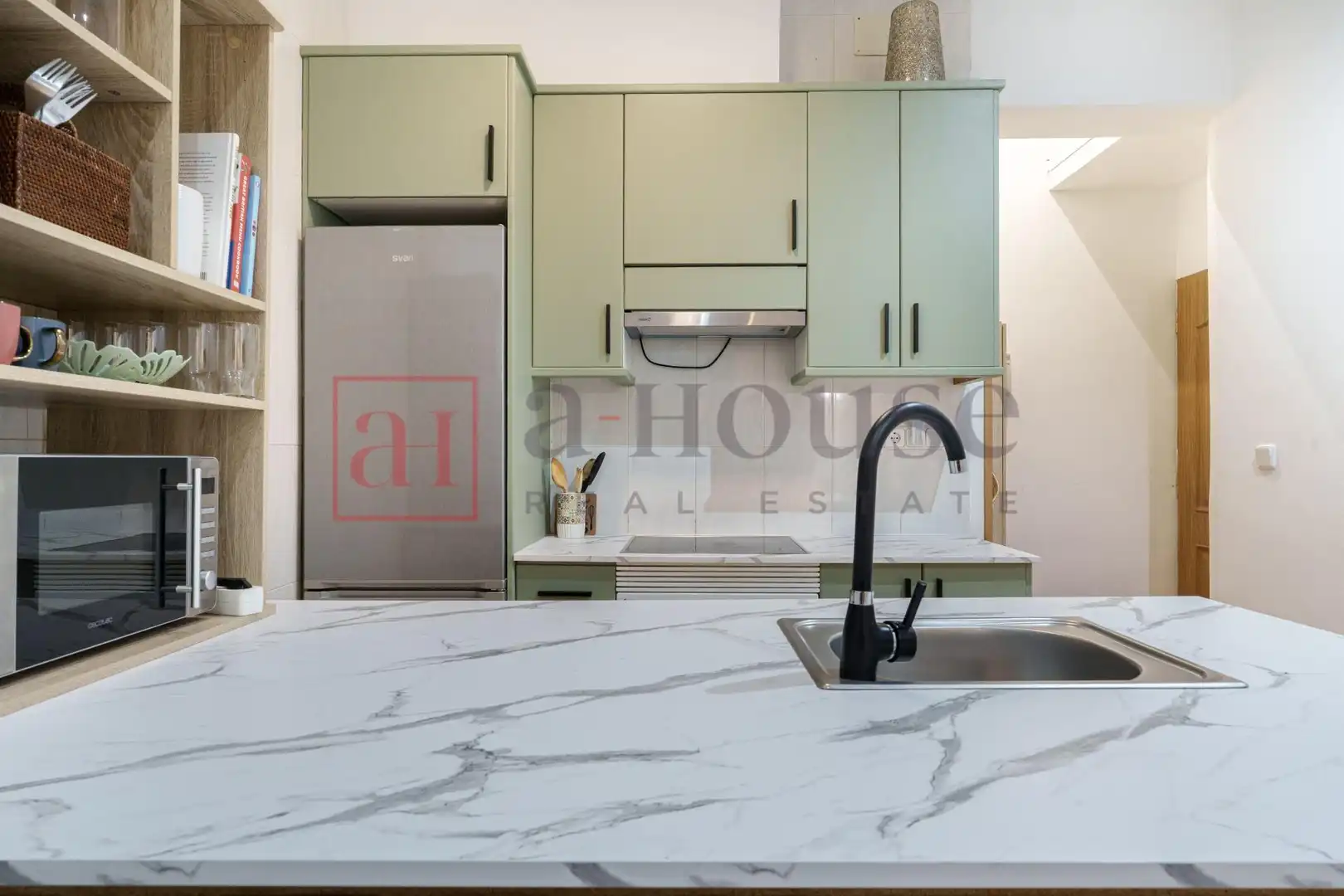 Kitchen of Ground floor for sale in Madrid  with Air Conditioner, Heating and Furnished