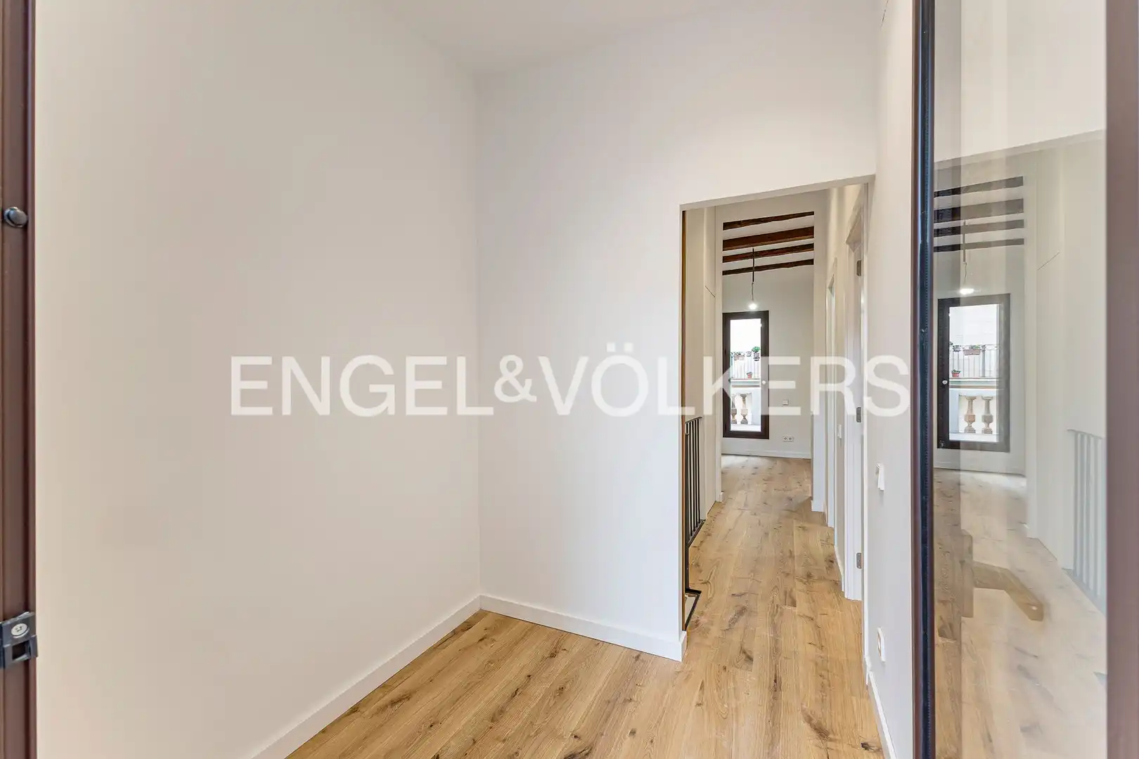 Flat for sale in Barcelona  with Heating and Balcony