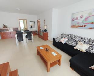 Sala d'estar de Planta baixa en venda en Amposta amb Terrassa, Moblat i Forn