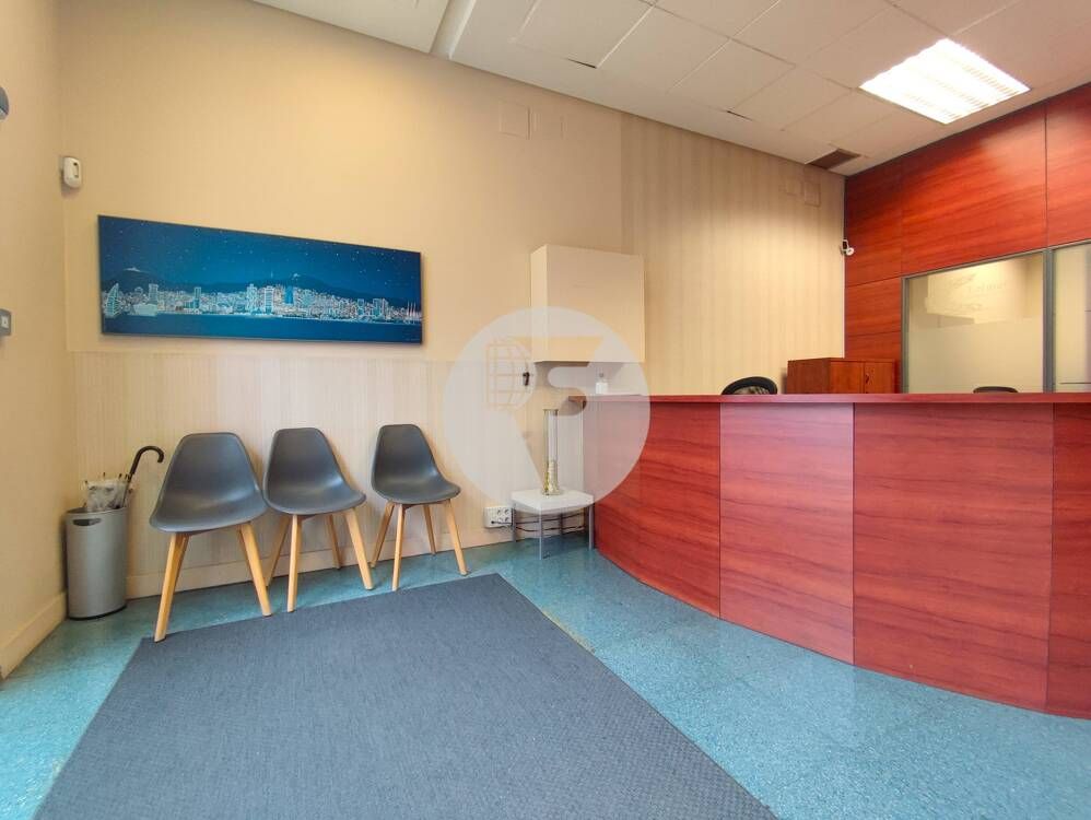 Premises for sale in  Barcelona Capital  with Air Conditioner