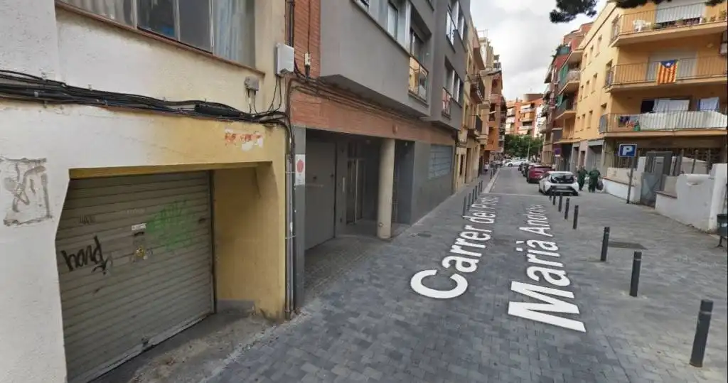 Individuel à louer à Calle Pintor Marià Andreu, imagen 5