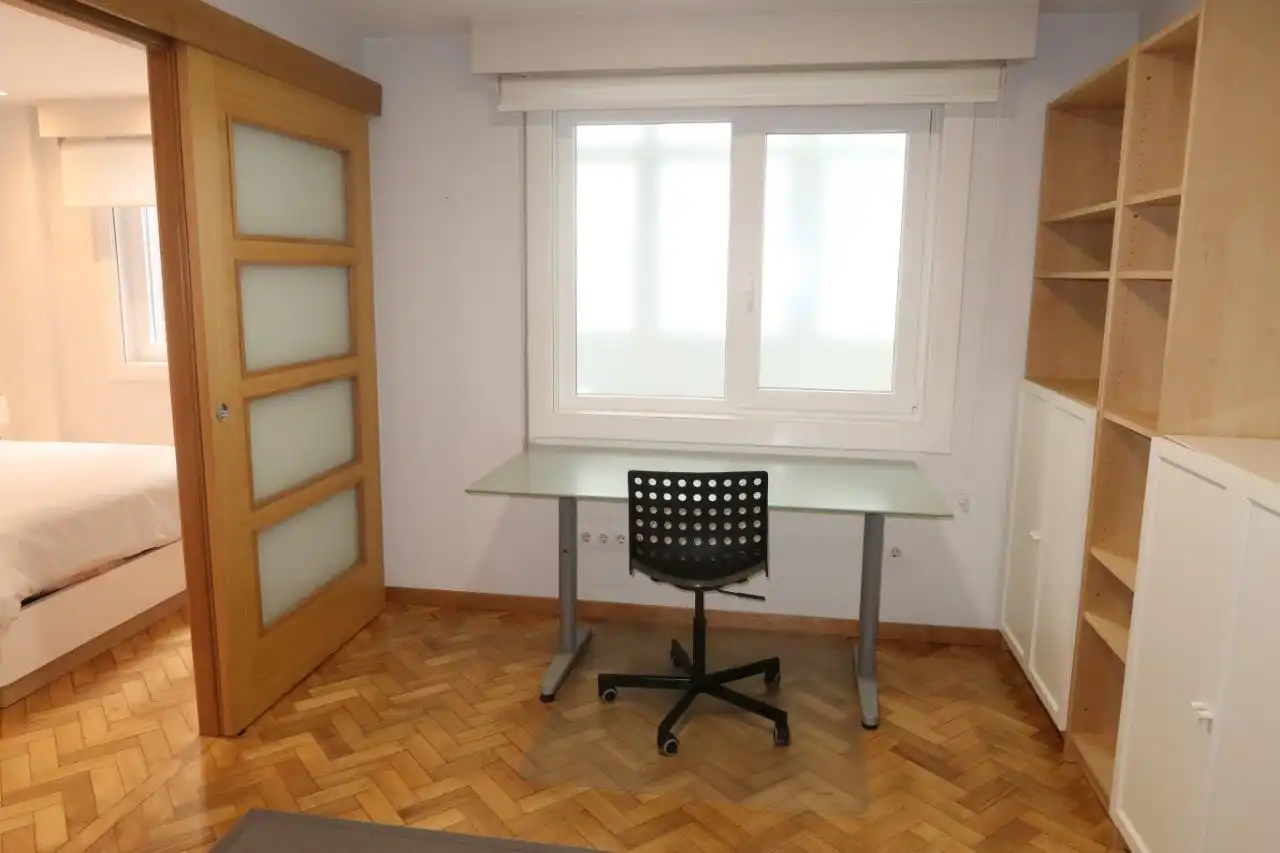 Piso con ascensor en venta en Almirante Romay, imagen 17