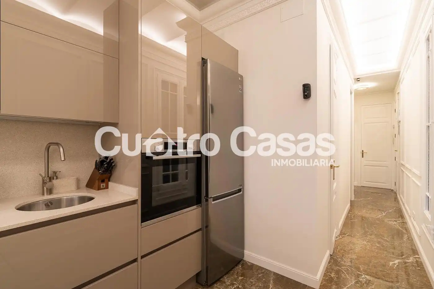 Cocina de Piso en venta en Barcelona con Aire acondicionado, Amueblado y Balcón