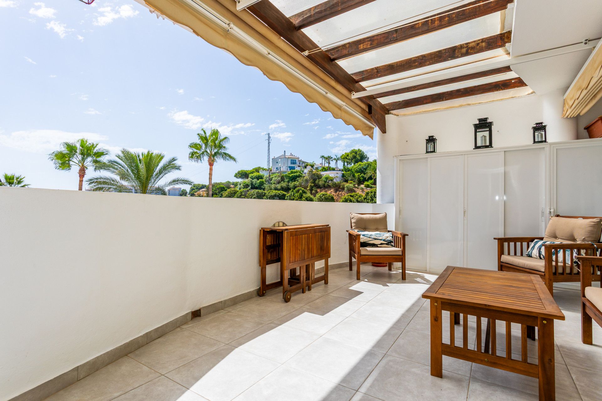 Terrassa de Apartament en venda en Mijas amb Aire condicionat, Terrassa i Piscina