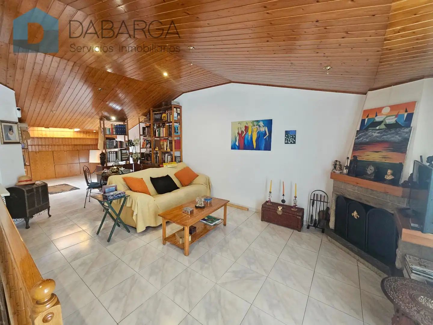 Sala d'estar de Casa o xalet en venda en Ripollet amb Aire condicionat, Calefacció i Terrassa