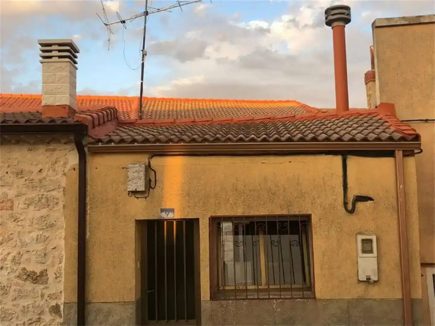 Vista exterior de Casa adosada en venta en Oquillas con Amueblado