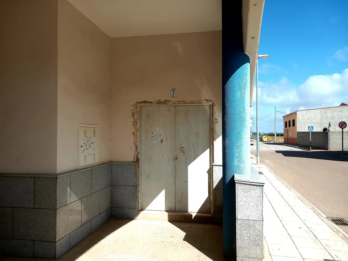 Business premises for sale in Calle Jesús Delgado Valhondo 7, imagen 2