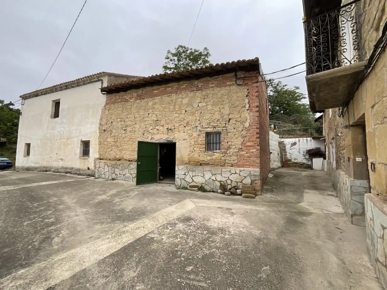 Vista exterior de Local en venda en Villalobar de Rioja