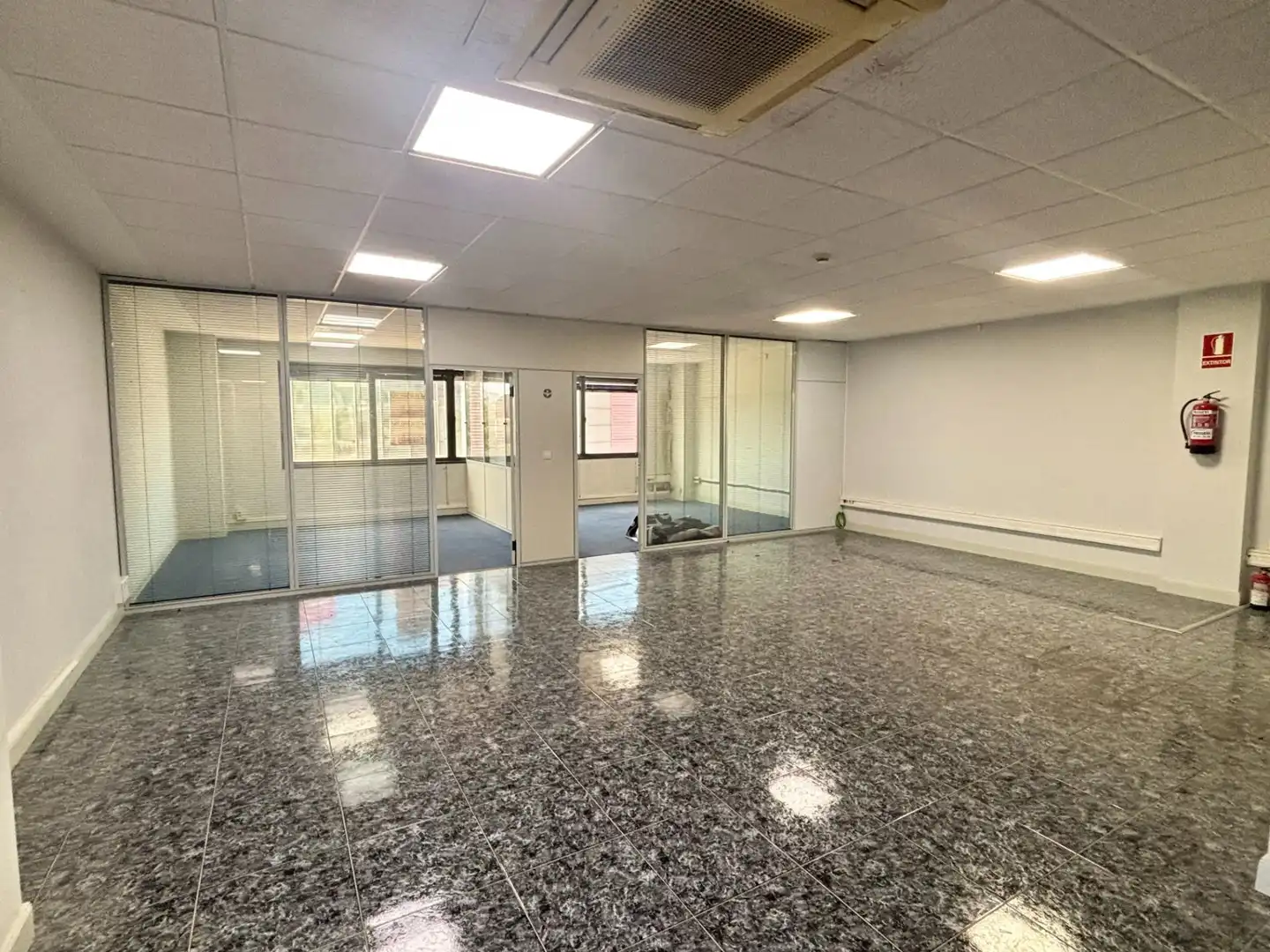 Oficina amb ascensor de lloguer a Bagatza - San Vicente, imagen 15